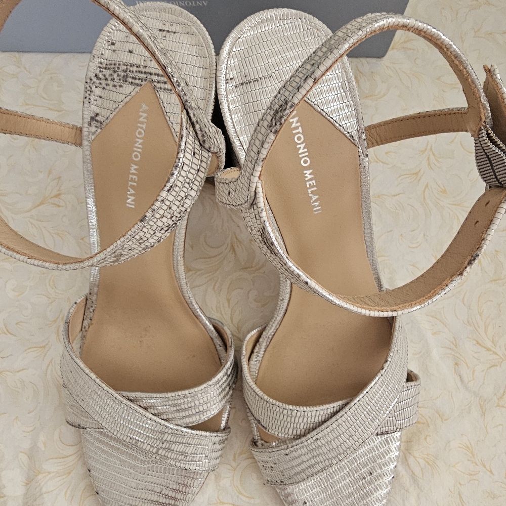 ANTONIO MELANI Metallic Textured Sandals